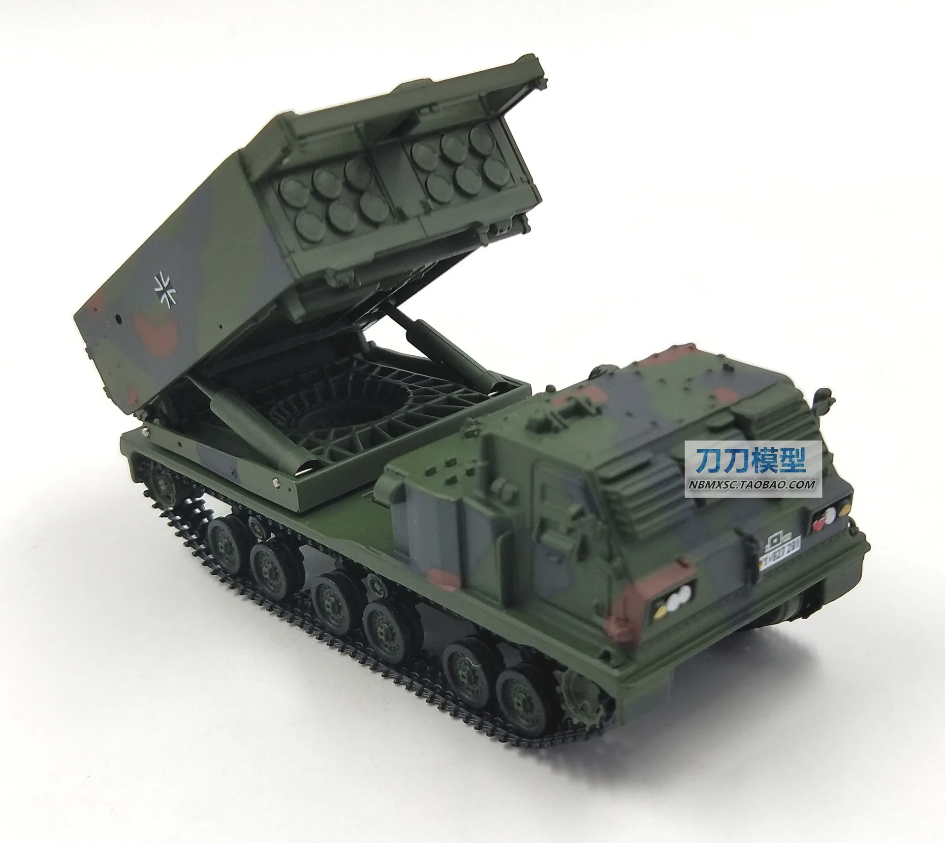 

1: 72 America M270 Germany Finished Product Desert Yellow Multi-Tube Camouflage Rocket Laucher Plastic