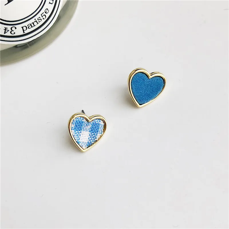 Асимметричные, геометрической формы в клетку, сердце, милые клипсы для ушей, Простая любовь, без серьга дырка, ювелирные изделия для женщин - Окраска металла: Stud Earrings-Blue