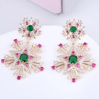 

VERY GIRL Luxury Baroque Jewelry Snowflake Shaped Earrings Copper Paved Zirconia Star Earrings for Women Wedding