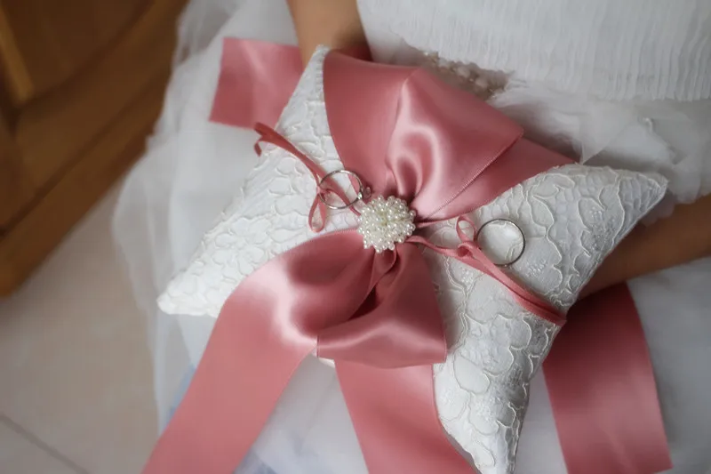 Ручная работа обручальное кольцо Подушка 20 см x 16 см цветок девушка кольцо подушку для свадьбы румяна цвета слоновой кости
