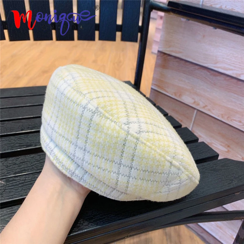 

Luxury autumn winter plaid beret hats for women french berets fashion female lattice berets white berets chenille silver wire