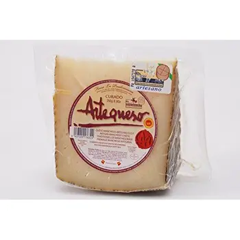 

Cured Sheep Cheese ‘DO Manchego’ (Wedge, 250 g) - Artequeso