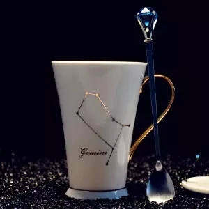 12 созвездий креативные керамические чашки с крышкой Ложка костяного фарфора кружка офисная чайная чашка молочная чашка кофейная чашка кофейные чашки кружки - Цвет: Gemini