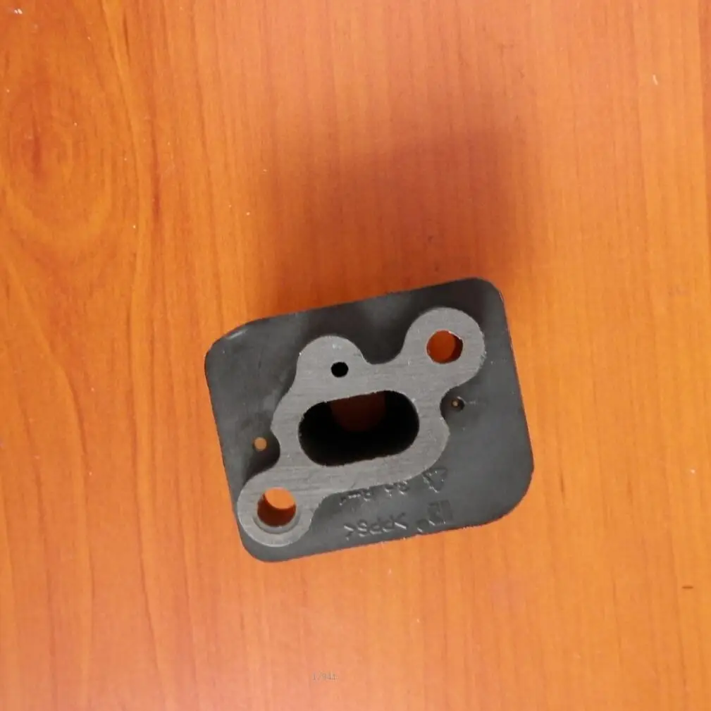 TL23 CARBURETOR INSULATOR  PLASTIC FOR MITSUBISHI TL20 & MORE 23CC 2 STROKE RUBBER BOOT HOLDER CARB ADPTER AIR INTAKE MANIFOLD