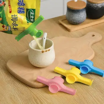 

1pcs Seal Pour Food Storage Bag Clip Food Sealing Clip Clamp Nozzle Storage Snack Food Kitchen Seasoning Bag Seal Tools