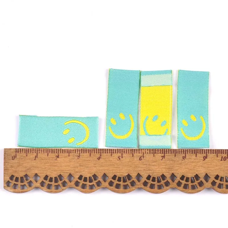 50 pezzi 8 colori lettera ricamo etichette vestiti da cucire etichetta bandiera fai da te borse per la cura etichette per abbigliamento artigianato per indumenti accessori fatti a mano