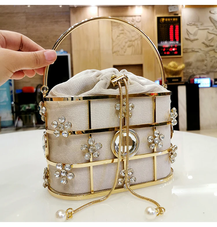 Novelty Colorful Crow Under The Moon Portable Evening Bags Clutch Pouch Purse Handbags Cell Phone Wrist Handbags For Womens Novelty Colorful Crow Under The Moon Portable Evening Bags Clutch Pouch Purse Handbags Cell Phone Wrist Handbags For Womens