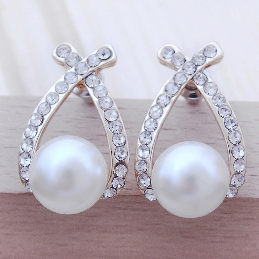 

Simple Temperament Lady Faux Pearl Earrings Bow Inlaid Rhinestone Personality Wild Simple Earring Fashion Women Ear Jewelry Y4QB