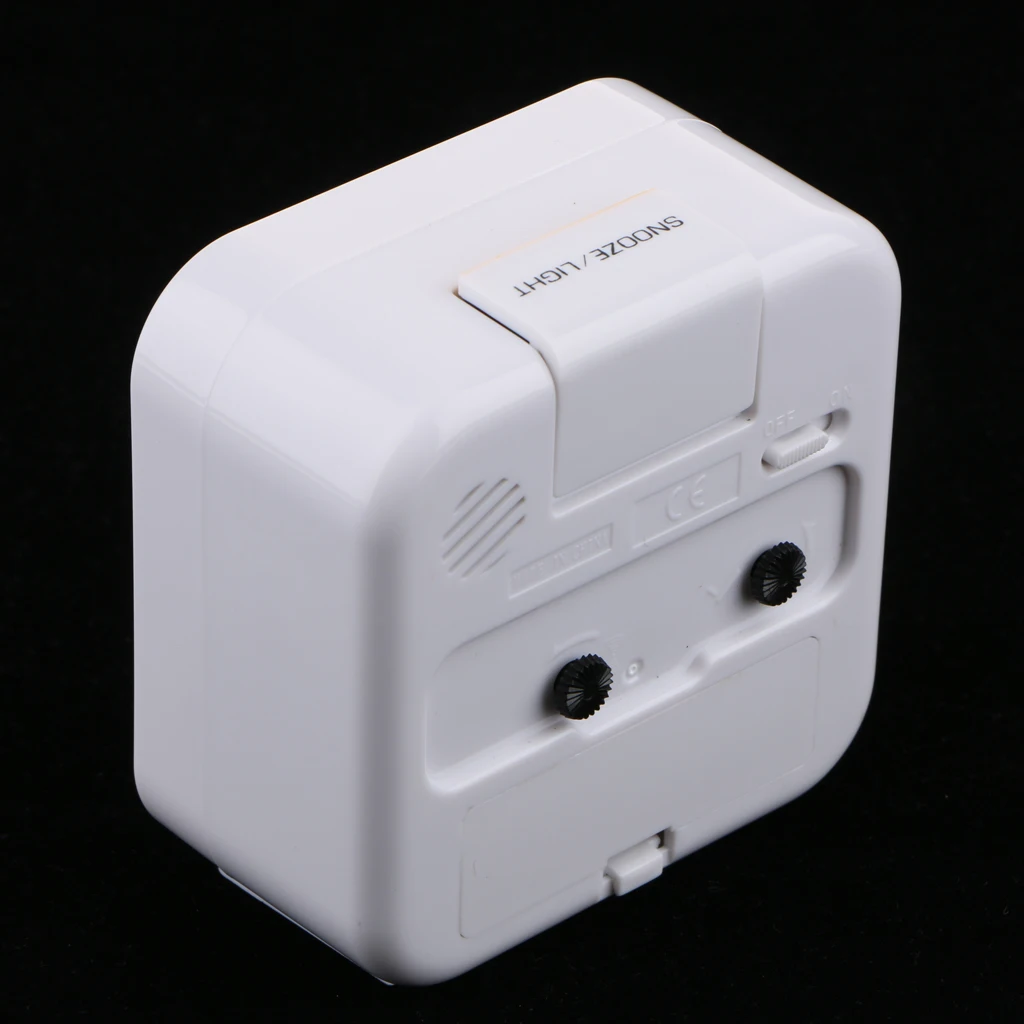 Battery Operated Travel Alarm Clock,Lighted On Demand And Snooze, Analog Desktop Quartz Alarm Clock