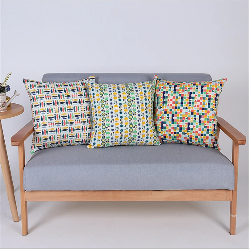 

AOVOLL Christmas Pillow Covers Decorative Geometric Pattern Print Cushion Throw Pillows for Couch Linen / Cotton Square