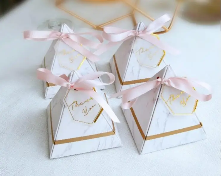 

New Creative Marble Pattern Triangular Pyramid Wedding Favors Candy Boxes Party Gift Box Bomboniera Giveaways Boxes 50pcs