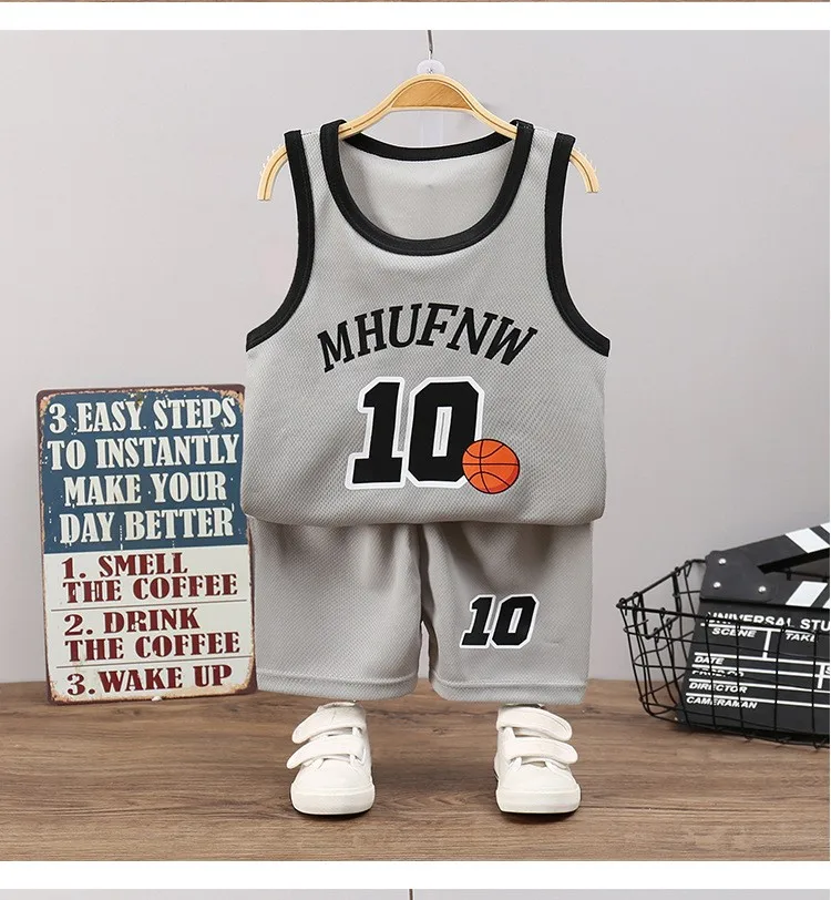 Boys And Girls Outdoor Sports Clothing Summer Children Tracksuit 9m-8y Kids Wear Set Trend Football Suit New