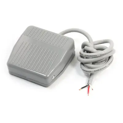 

Ui 250V Ith 10A SPDT Momentary Hand Free Gray Metal Foot Pedal Switch 1m