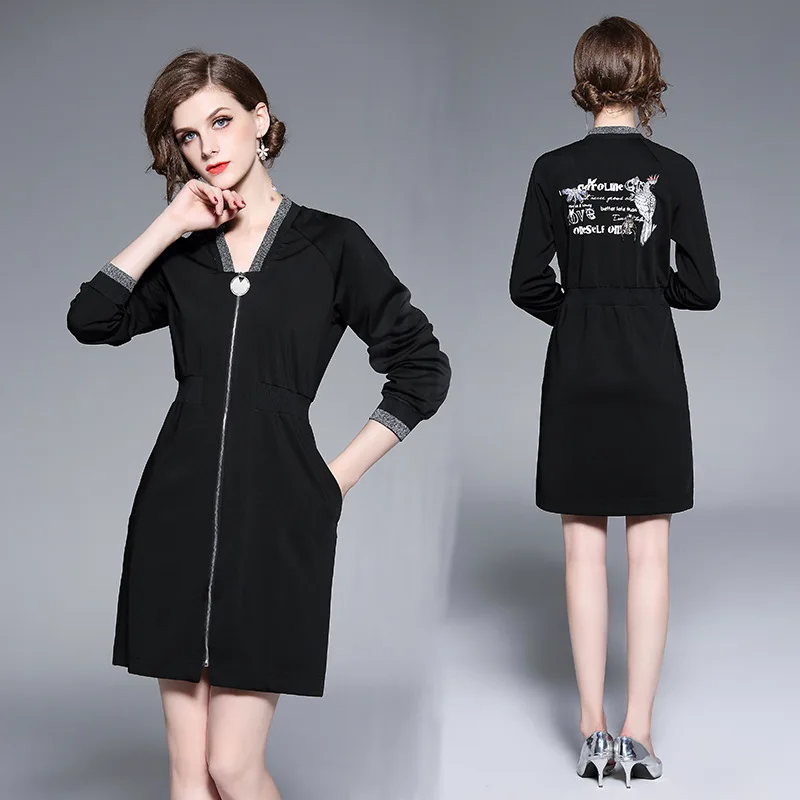 

Ozhouzhan WOMEN'S Dress 2018 Autumn Back Lettered Pattern Baseball Uniform Style V Neck Zipper Design High-waisted Dress