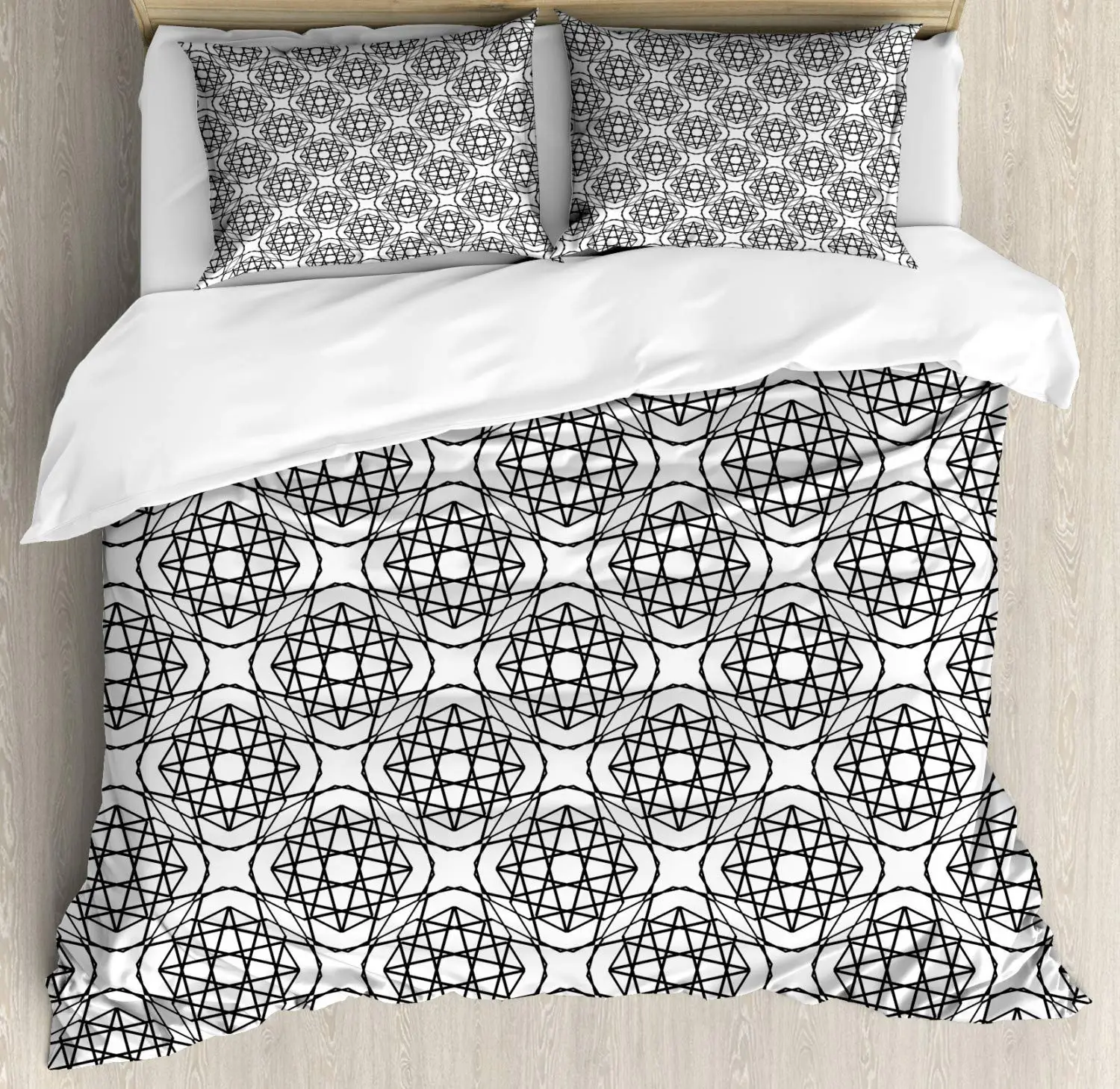 

Abstract Duvet Cover Set Hand Drawn Look Monochrome Star Lattices as a Repetitive Motif Print Decorative 3 Piece Bedding Set