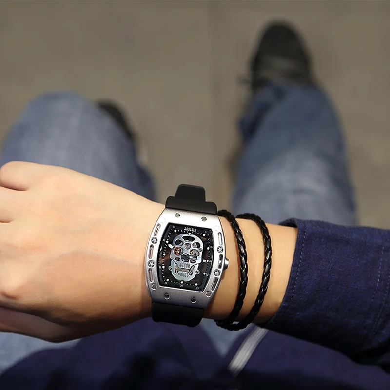 Baogela hommes mode militaire bracelet en Silicone Rectangle cadran crâne visage Sport Quartz montres BGL1612G-1