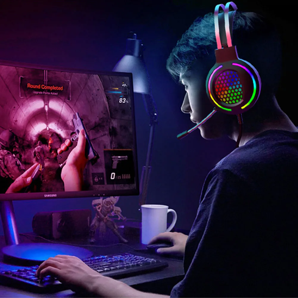 Durable Practical Multi functional Gaming Calling Wired Earphones Classic RGB Light Over ear Headphone with Microphone