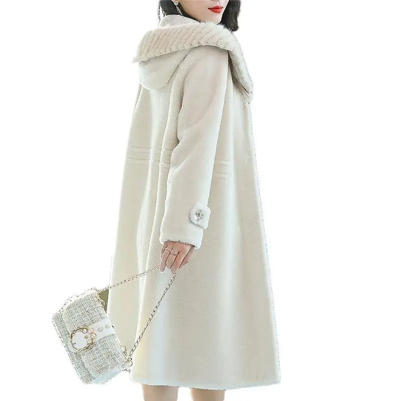 

2019 New Winter Women Natural Mink Fur Hooded Sheepskin Wool Fur Long Coat Female Real Sheep Shearing Fur Jacket Overcoat R312