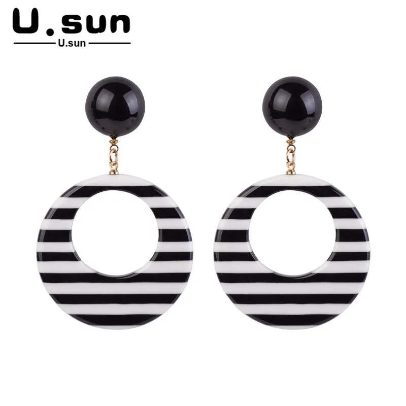 

Big Earrings Circle for Women Resin Acrylic Simple Elegant Ladies Trendy Colorful Long Drop Earrings Fashion Jewelry Statement