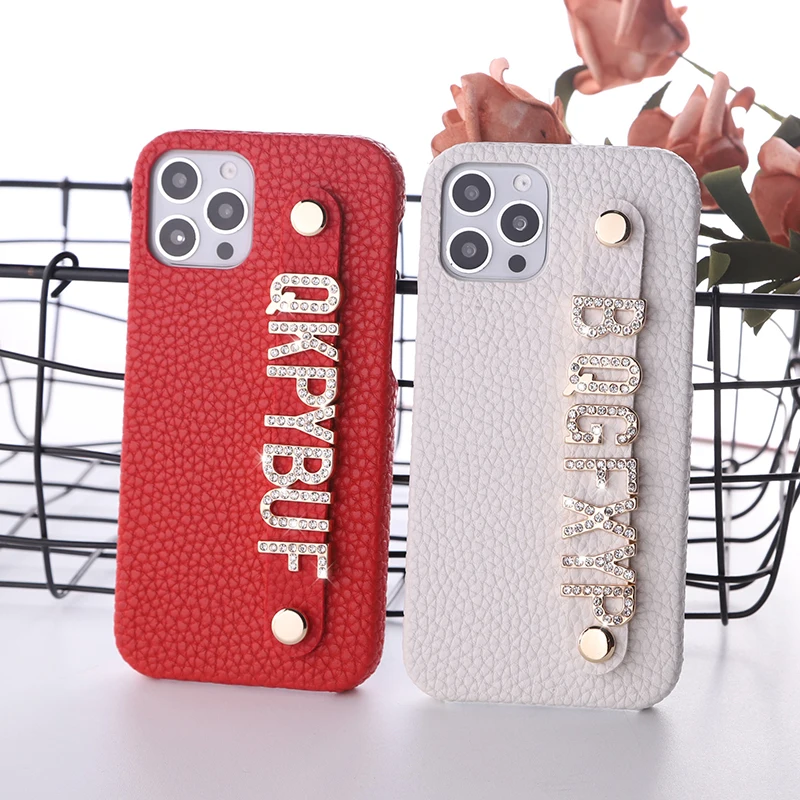 Pebble Leather Cowhide Custom Name Phone Case For iPhone15 14 14Pro 14Plus 13Promax 13 12 11 Diamond Metal Letters Cover Coque