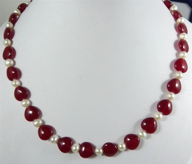 

lady's favorite white shell pearl & red heart shape jade round Necklace