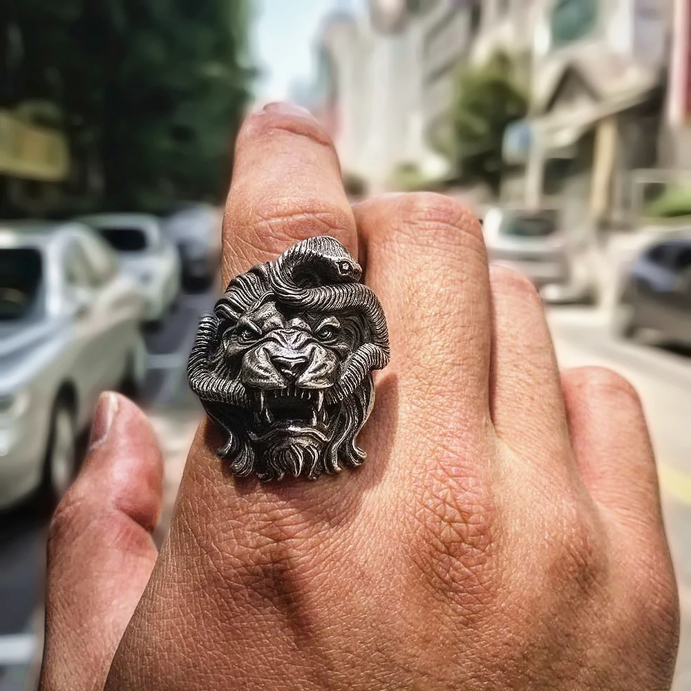 EYHIMD-Lion-and-Snake-Stainless-Steel-Ring-Men-s-Punk-Chimera-Biker-Ring-Mythology-Animal-Jewelry
