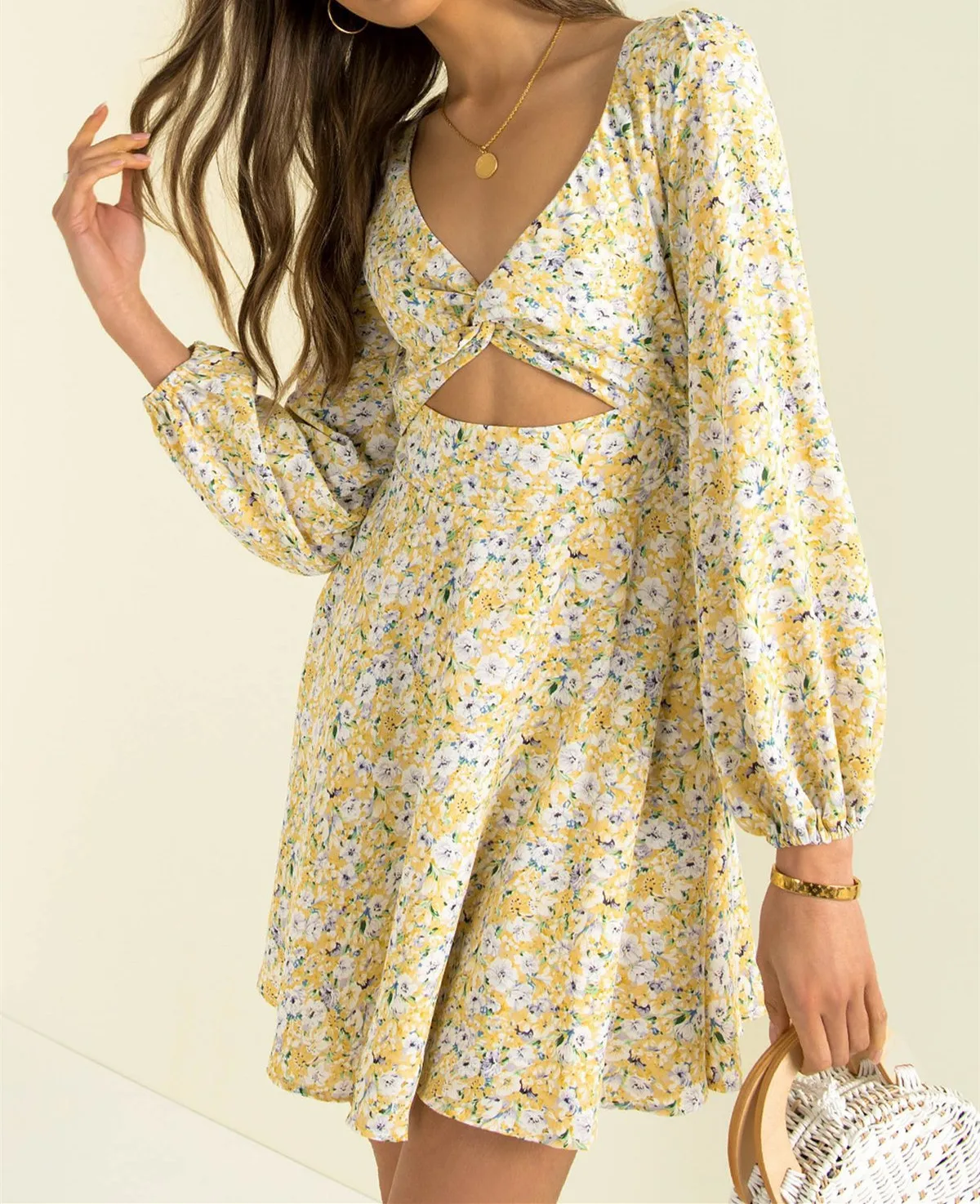 Women Sweet Casual Floral Dress Long Sleeve Knotted V-neck Front Hollow Out High Waist Wild A-Line Mini for Vacation | Женская одежда