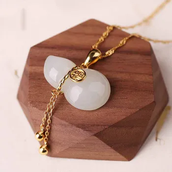 

Natural jade and Tianyu pendant women's gold and silver-encrusted jade jade-white jade-streamed zucchini gourd jade pendant jade