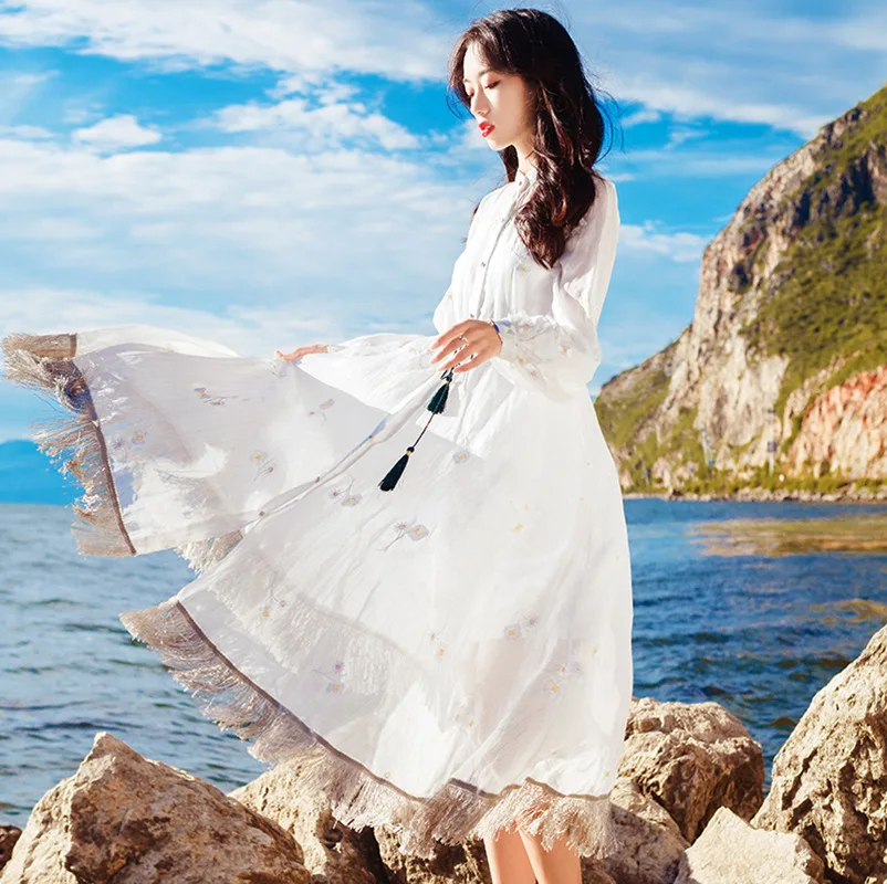 

Spring WOMEN'S Dress Literature And Art Retro White Embroidered Lace-up Flow Comb Long Skirts Dress