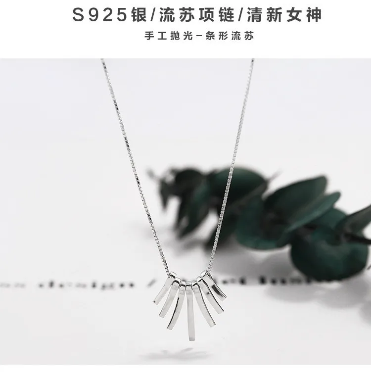 10928965070_1966409281