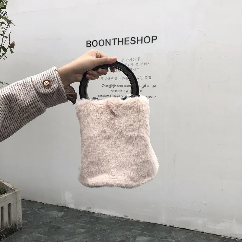 

2018 New Style Maomao Bag Korean-style Casual Plush Hand Shoulder Large Capacity Bag