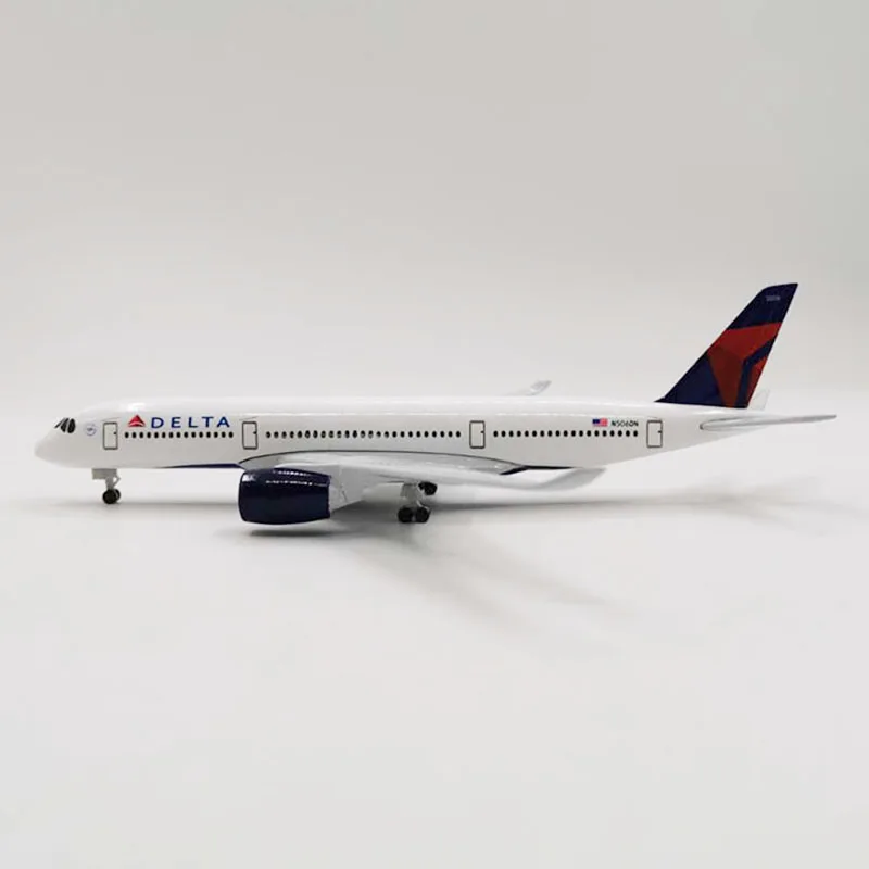 delta airlines toy plane