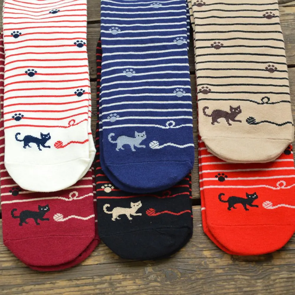 

Womens Socks 2019 Funny Socks Stripe Women Striped Cat Keep Warm Sock Cotton Sock Footprints Floor Hot Sale