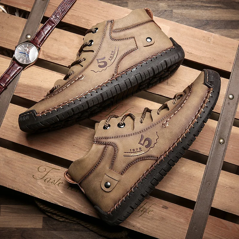 Classic Winter Mens Boots Warm Fur Genuine Leather Mens Snow Boots Plush Waterproof Handmade Outdoor Mens Motorcycle Boots