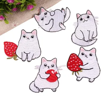 

Embroidery Patch Stickers Embroidery Chapter Cartoon DIY Strawberry Animal Patch Stickers For Bag Clothing Shoes Apparel Home Te