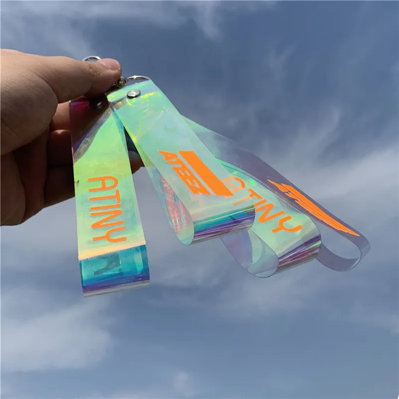 

1 Pcs Kpop ATEEZ ATINY Keychain Mobile Phone Strap Laser PVC Hand Name Article Handbag Pendant Key Chain Charm YUNHO