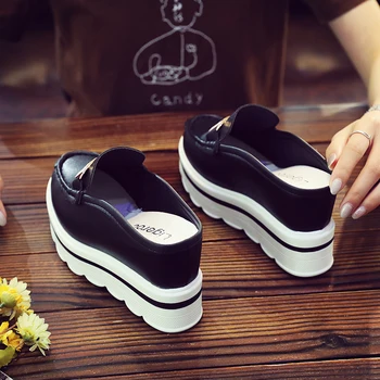 

2020 summer new muffin thick bottom Baotou wedge heel increased fashion outside wear half slippers