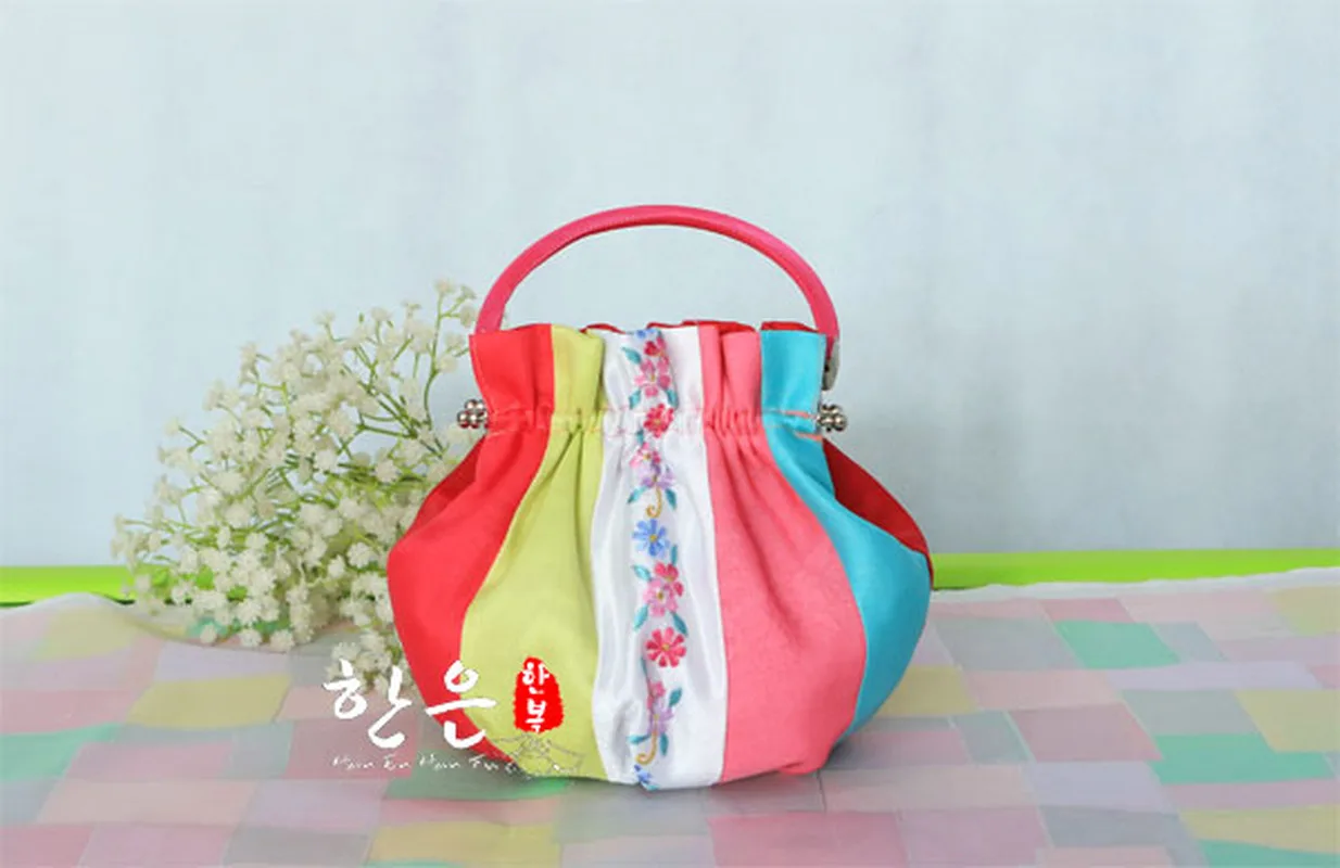 Корейская импортная ручная сумка/Сумочка для невесты/Свадебная сумка
