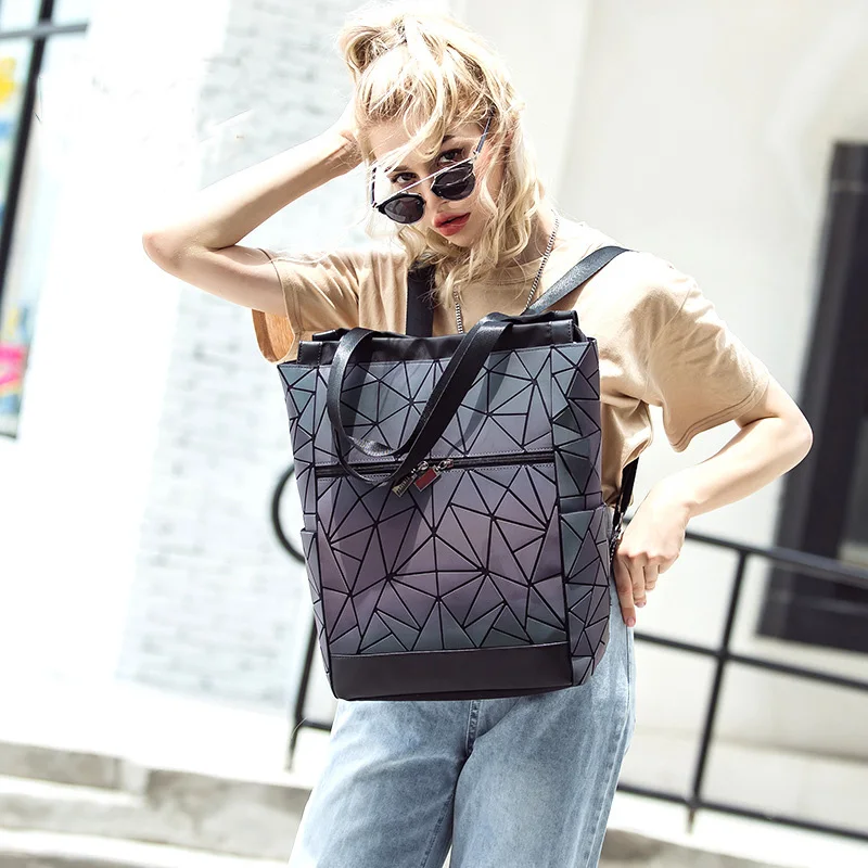 new shiny Geometric Luminous bag Sequins Female Backpack Geometric Women School Backpack For Teenage girls mochila feminina 2024 3