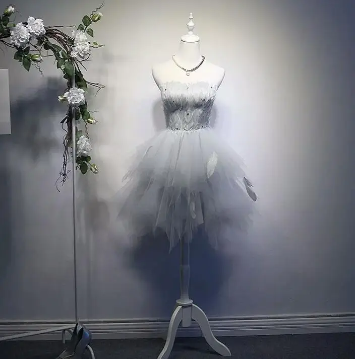 Дешевые Короткие вечерние платья vestido de noiva Свадебные платья платье, украшенное перьями с бисером Летнее свадебное платье