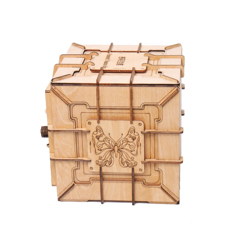 

[Lion ISHUAI] Ukraine Creative Gifts Password Suitcase Wood Machinery Drive Model Assembled Toys