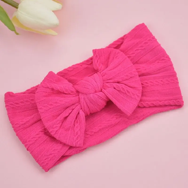 10857793539_1724052294