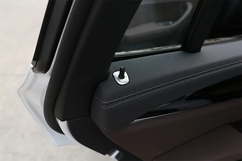 11167600640_1018067599