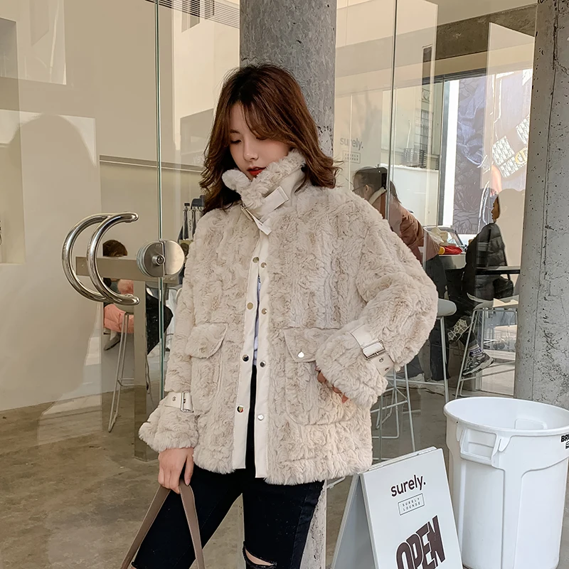 

Korean Fashion Winter Thick Warm Fluffy Faux Fur Jacket Women Big size Loose Covered Button Furry Lamb Fur Coat Outerwear Female