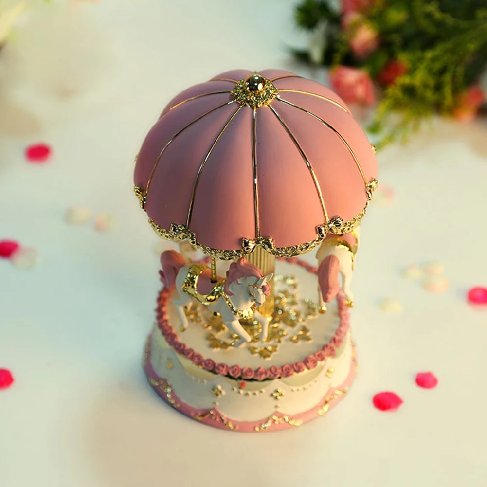 Valentine's Day Craft Clockwork Music Box Exquisite Mechanism Horse Desktop Umbrella Carousel Birthday Ornament LED Light Gifts