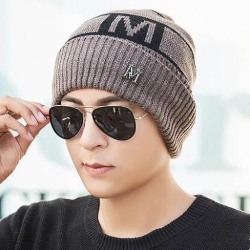 

Men's Knitted Hats Wool Caps Winter Thicken cap hat warm soft Letters Beanie 4 Colors dropshipping