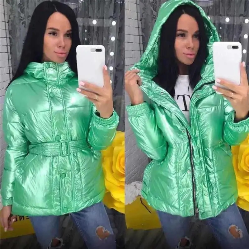 Зимние яркие блестящие теплые плотные парки; повседневное теплое пальто с поясом