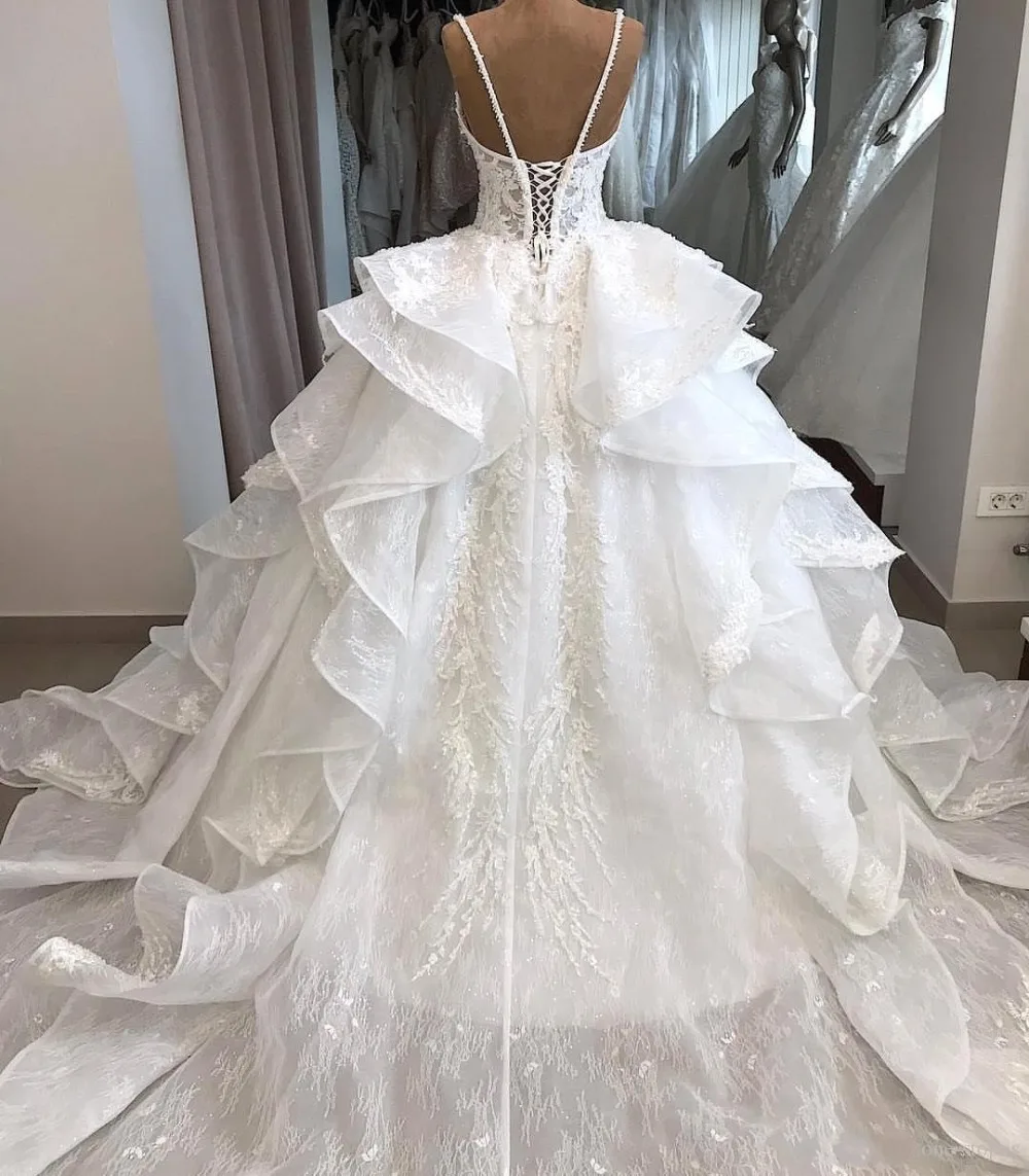 Роскошное бальное платье Robe de mariee с v-образным вырезом, свадебные платья с кружевной аппликацией, свадебные платья на тонких бретелях, свадебные платья