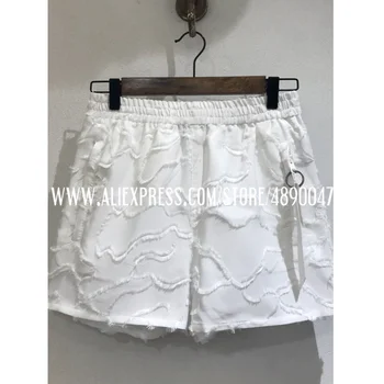 

2020 new summer casual shorts elastic waist shorts fashion shorts streetwear Women's new shorts high quality Embroidered pants