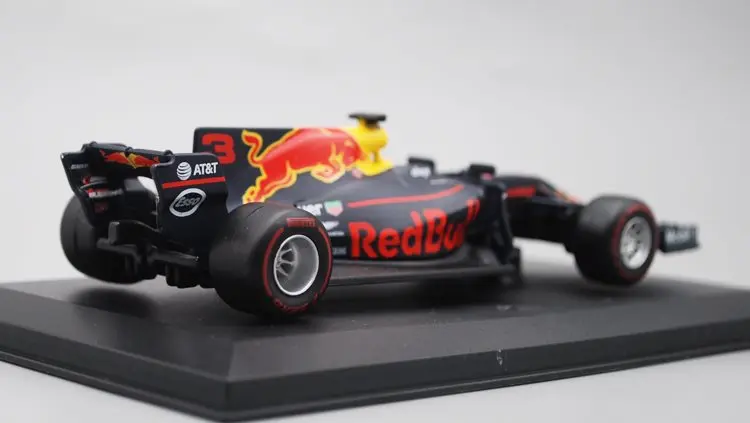 Bburago, 1/32, 1:32, Red Bull TAG Heuer RB13, No3, Daniel Ricciardo F1, Формула 1, модель автомобиля, литая под давлением, игрушка для детей, мальчиков и девочек